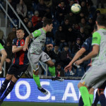 Stadio Ezio Scida
13 Marzo 2023
Lega Pro girone C
Crotone-Catanzaro
In foto: Duello aereo Golemic e Brighenti