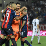 Stadio Ezio Scida, Crotone
31 Maggio 2023
Playoff Lega Pro 2022-2023
In foto: Esultanza Crotone dopo il gol del 2-0 di Gigliotti, festeggiato Chiricò da Branduani e Mogos cpn Golemic