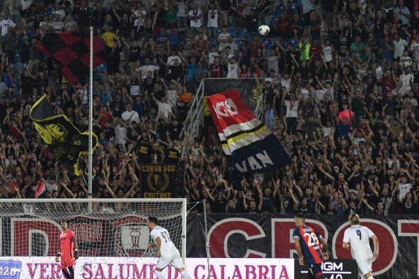 Serie C 2023-2024 Stadio Ezio Scida
Crotone-Audace Cerignola 
Nella foto: Tifosi Crotone Curva Sud