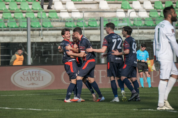 Celebration goal Piovanello Enrico (#18 Crotone)  during  Monopoli vs Crotone, Italian football Serie C match in Monopoli, Italy, March 01 2026